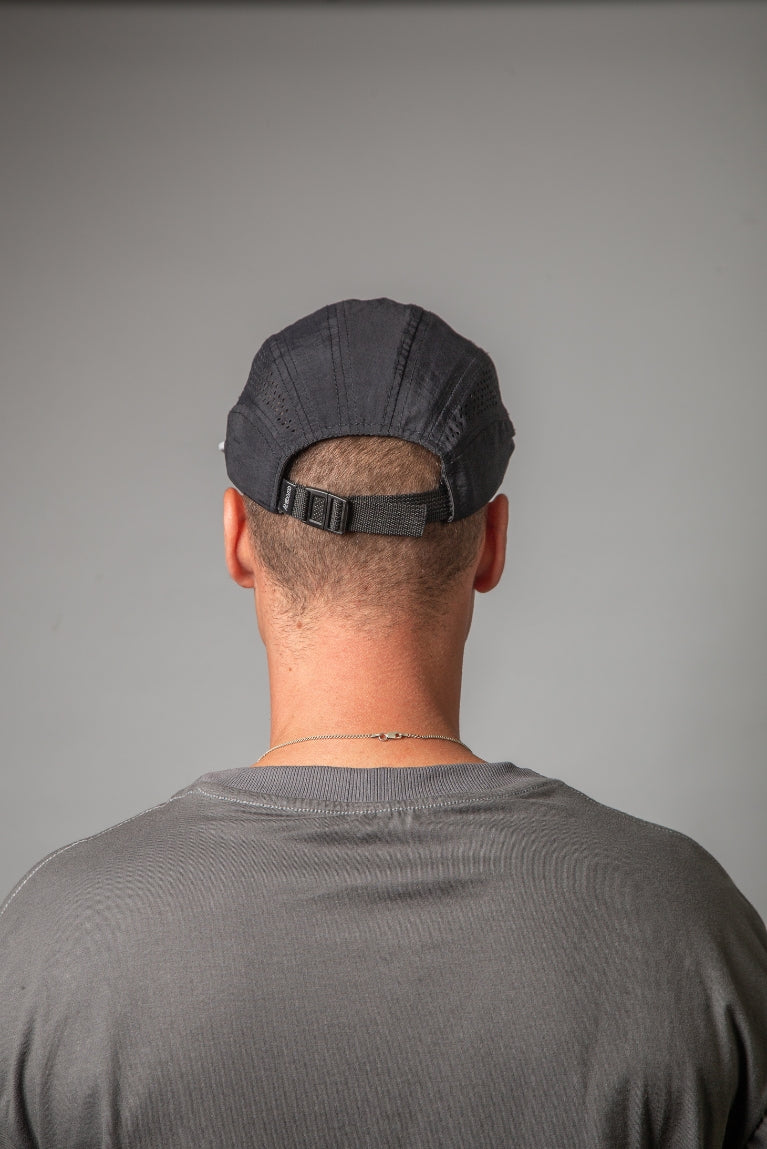 Aka Runner Cap