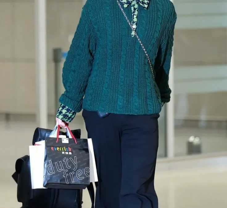G-DRAGON E O STREETWEAR DE PIJAMA: COMO TRANSFORMAR CONFORTO EM ESTILO DE LUXO